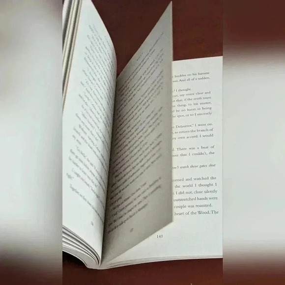 Cameron Dokey Belle: A Retelling of "Beauty and the Beast" (EUC) - Picture 6 of 9